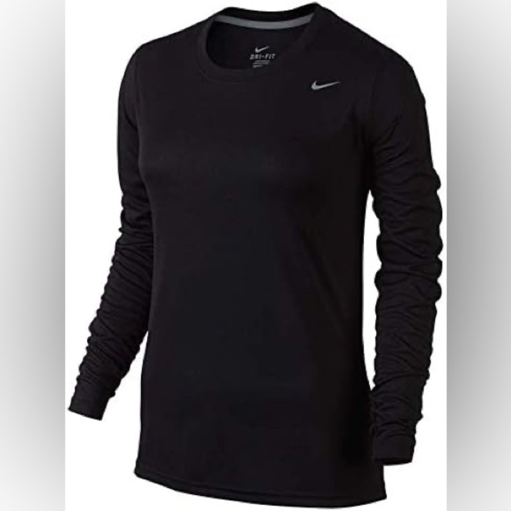 Women‘s Long Sleeve Nike Dri-Fit Shirt